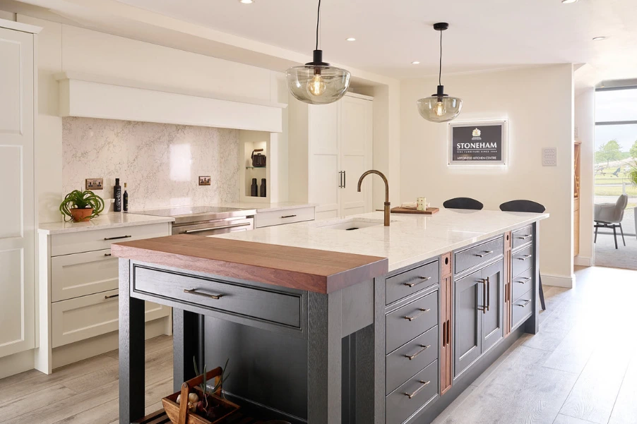 sapphire spaces kitchen showroom in Devon