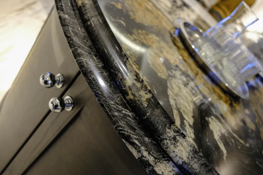 ornate worktop edge