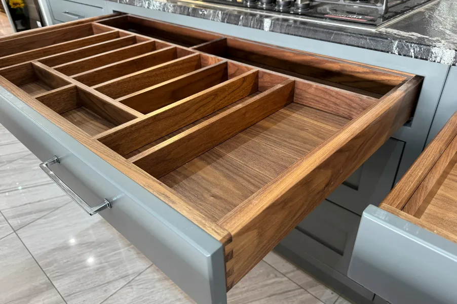 Wooden cutlery drawer